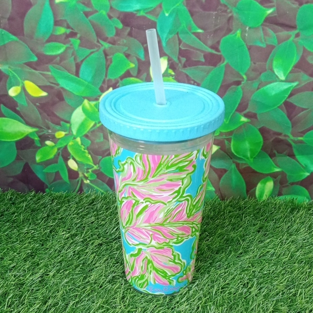 🏠 Lilly Pulitzer Blue Floral Pattern Insulated Tumbler with Straw